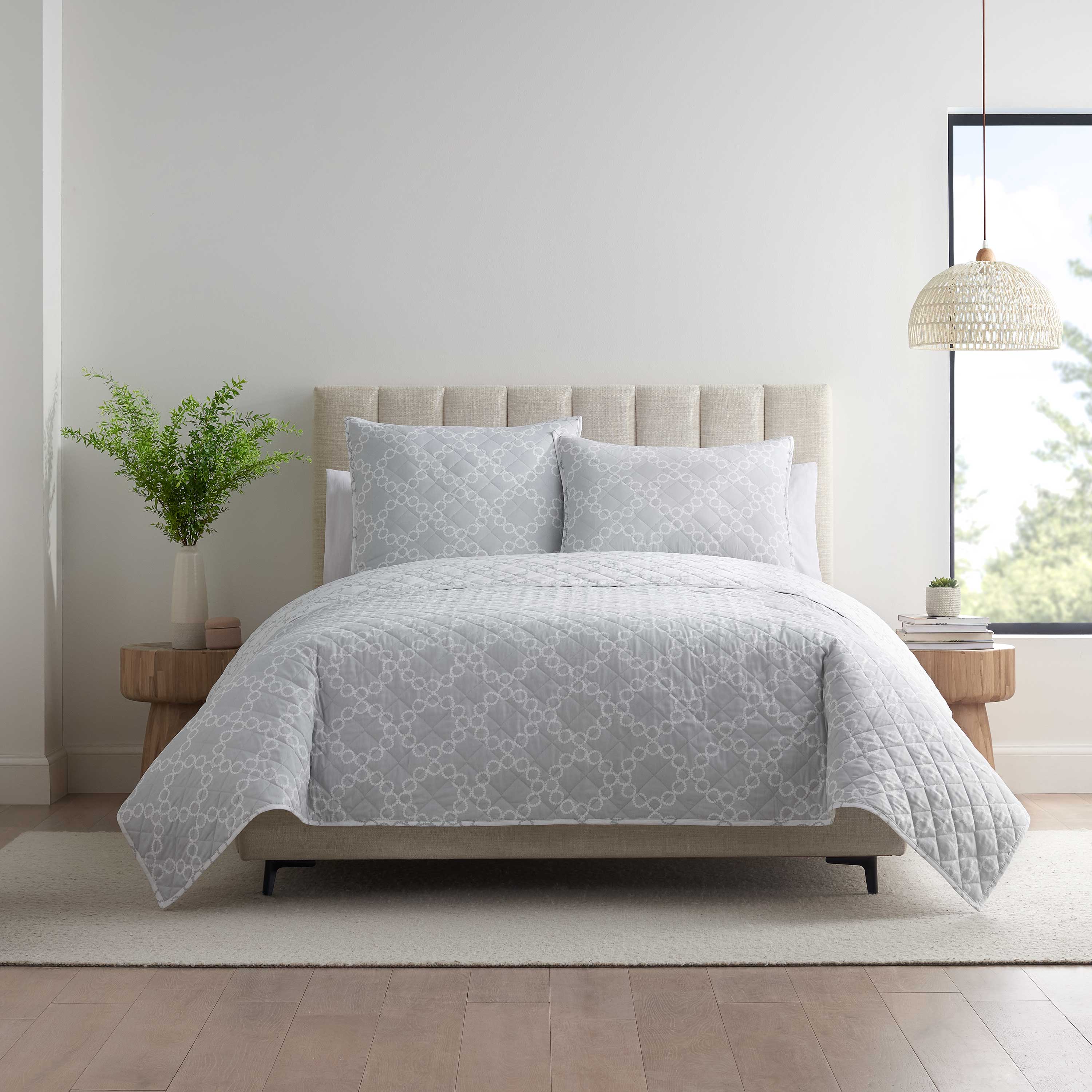 Clean Design Home® Palais Quilt Set