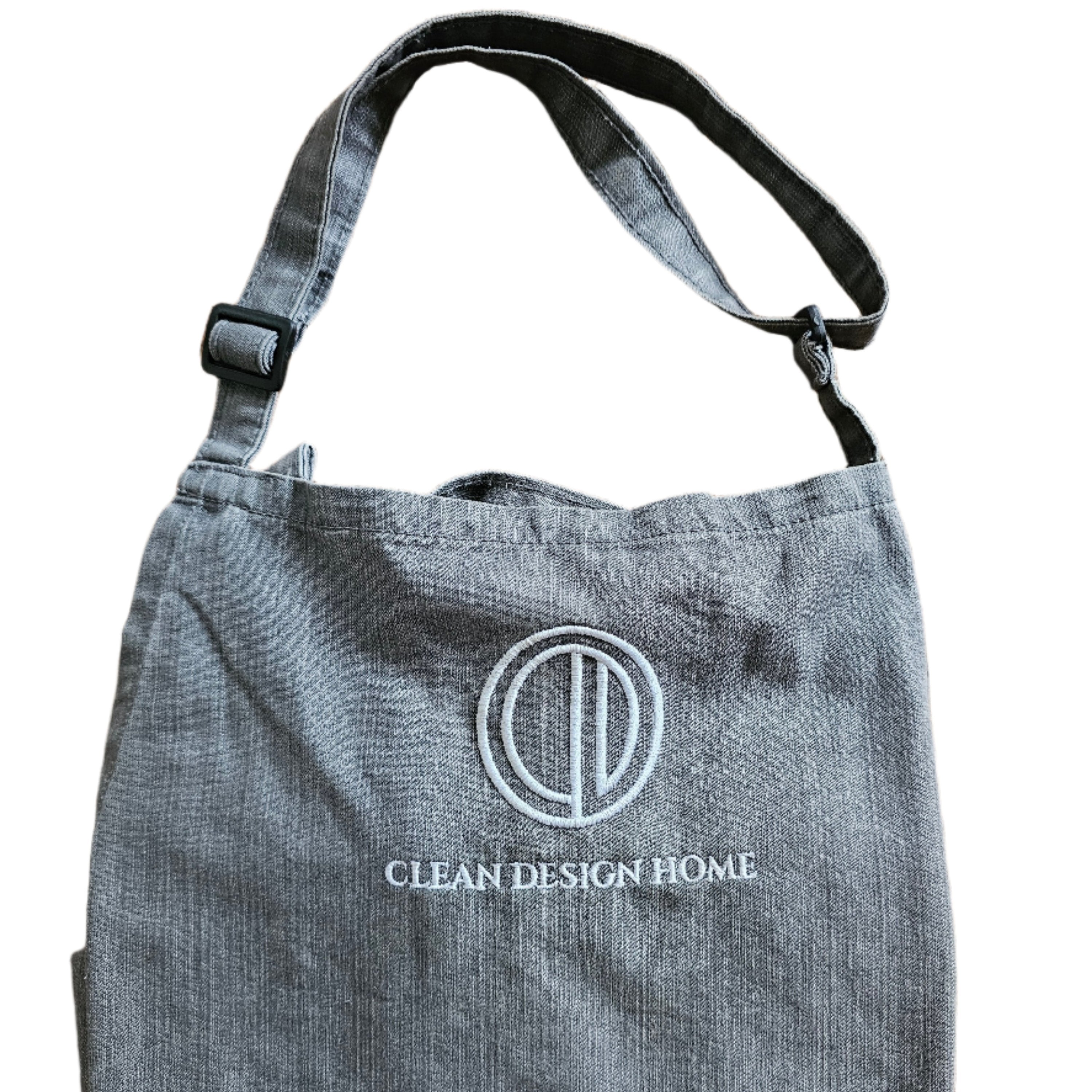 Apron by CLEAN DESIGN HOME